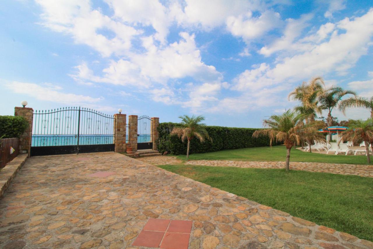 Il Geranio - Resort & Suites Acquedolci Zewnętrze zdjęcie